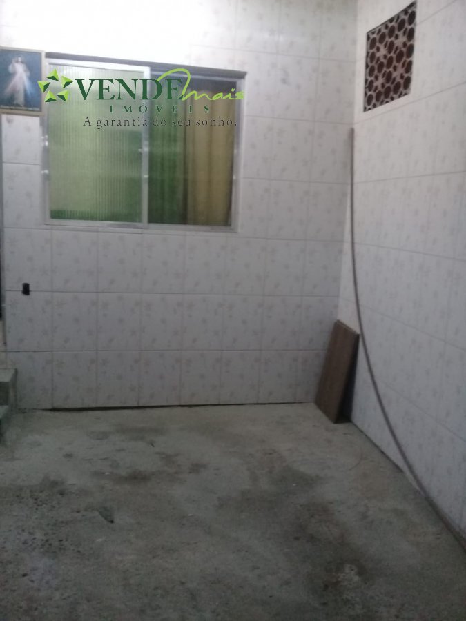 Casa à venda com 2 quartos, 60m² - Foto 19