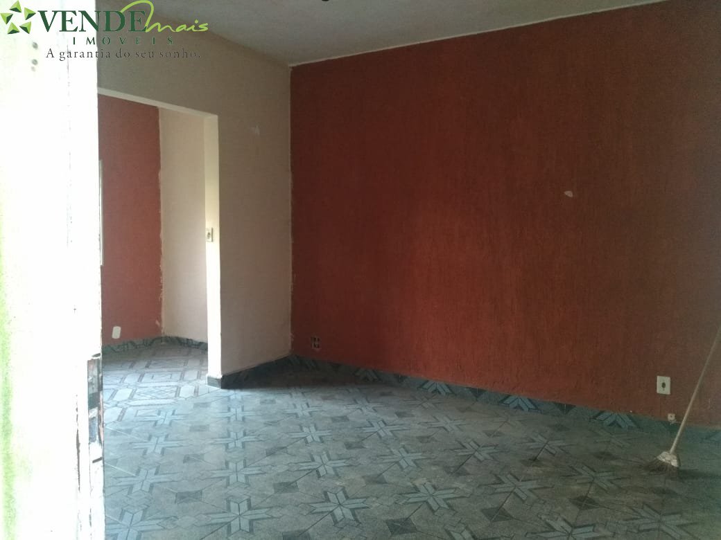 Casa à venda com 2 quartos, 80m² - Foto 5