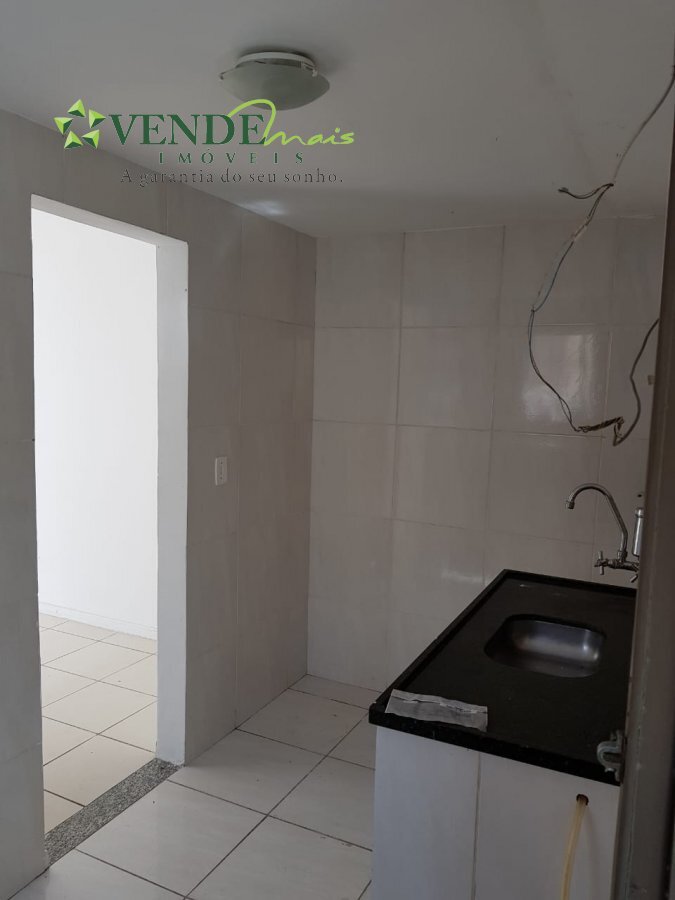 Casa à venda com 2 quartos, 60m² - Foto 10