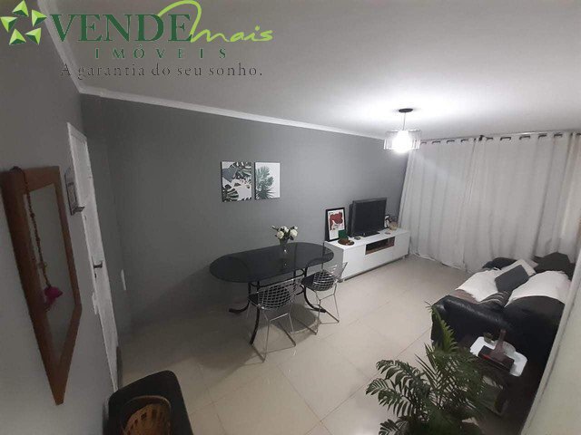 Apartamento à venda com 3 quartos, 70m² - Foto 2