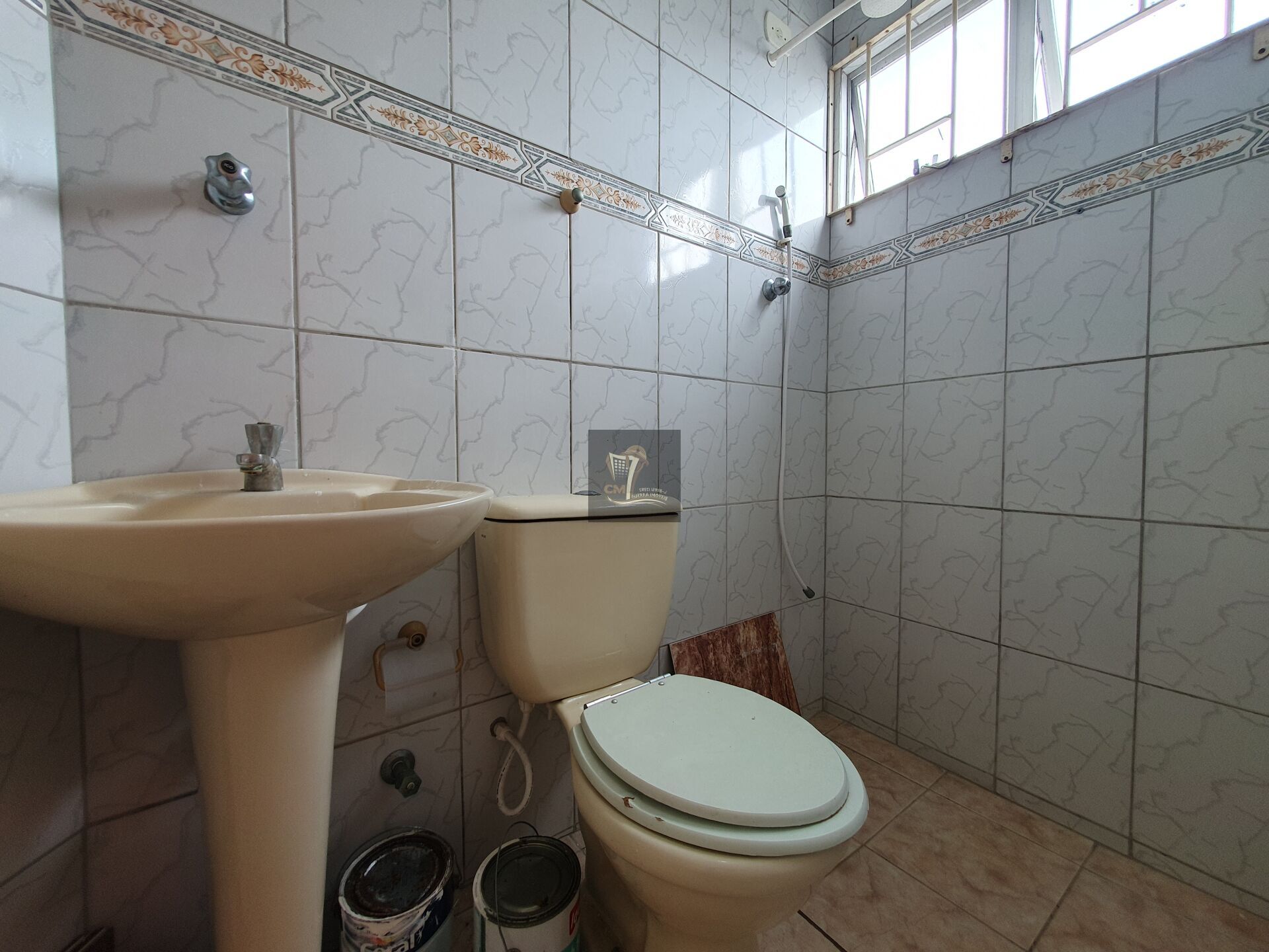 Apartamento à venda com 2 quartos, 75m² - Foto 3