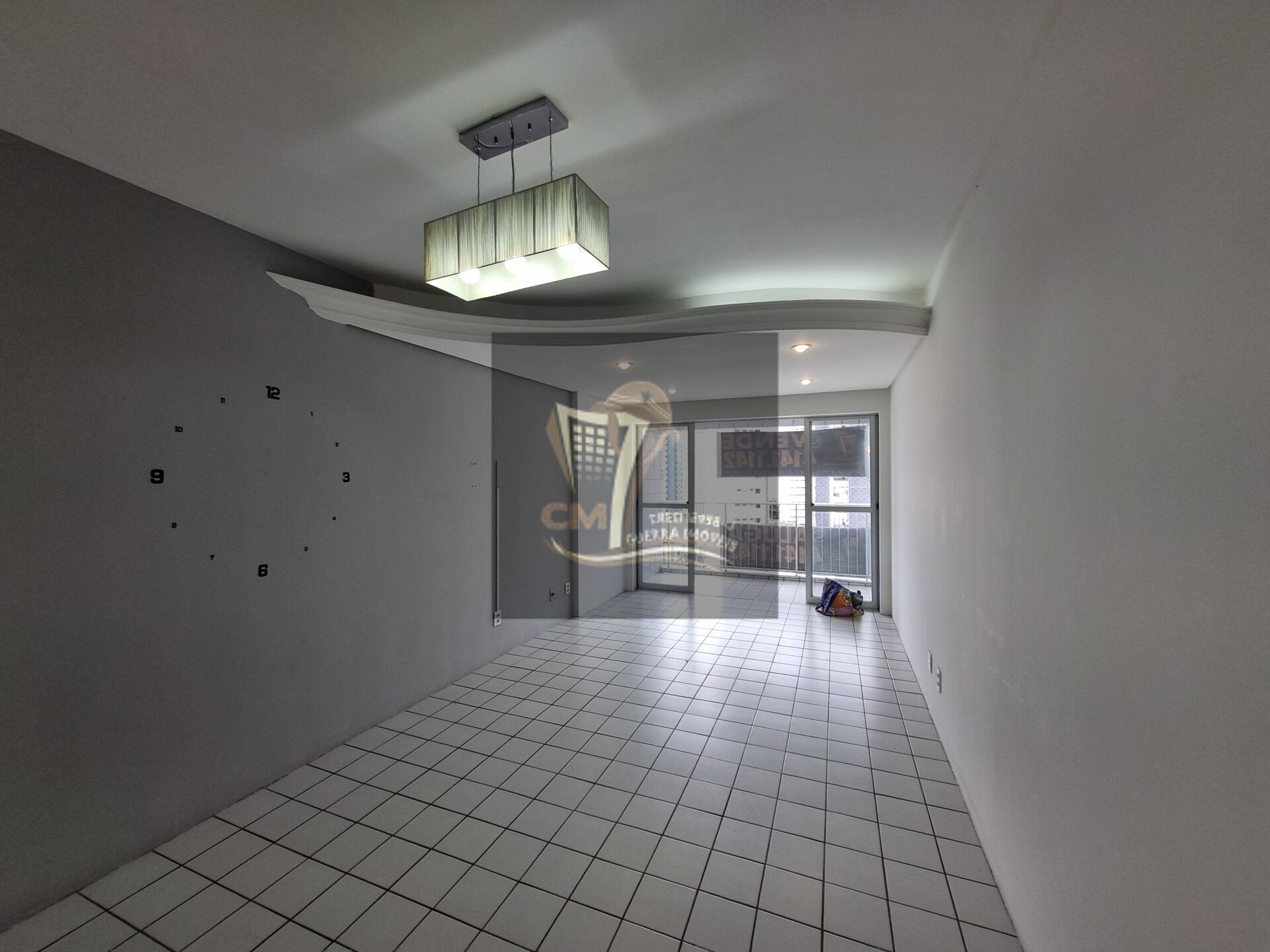 Apartamento à venda com 3 quartos, 140m² - Foto 2