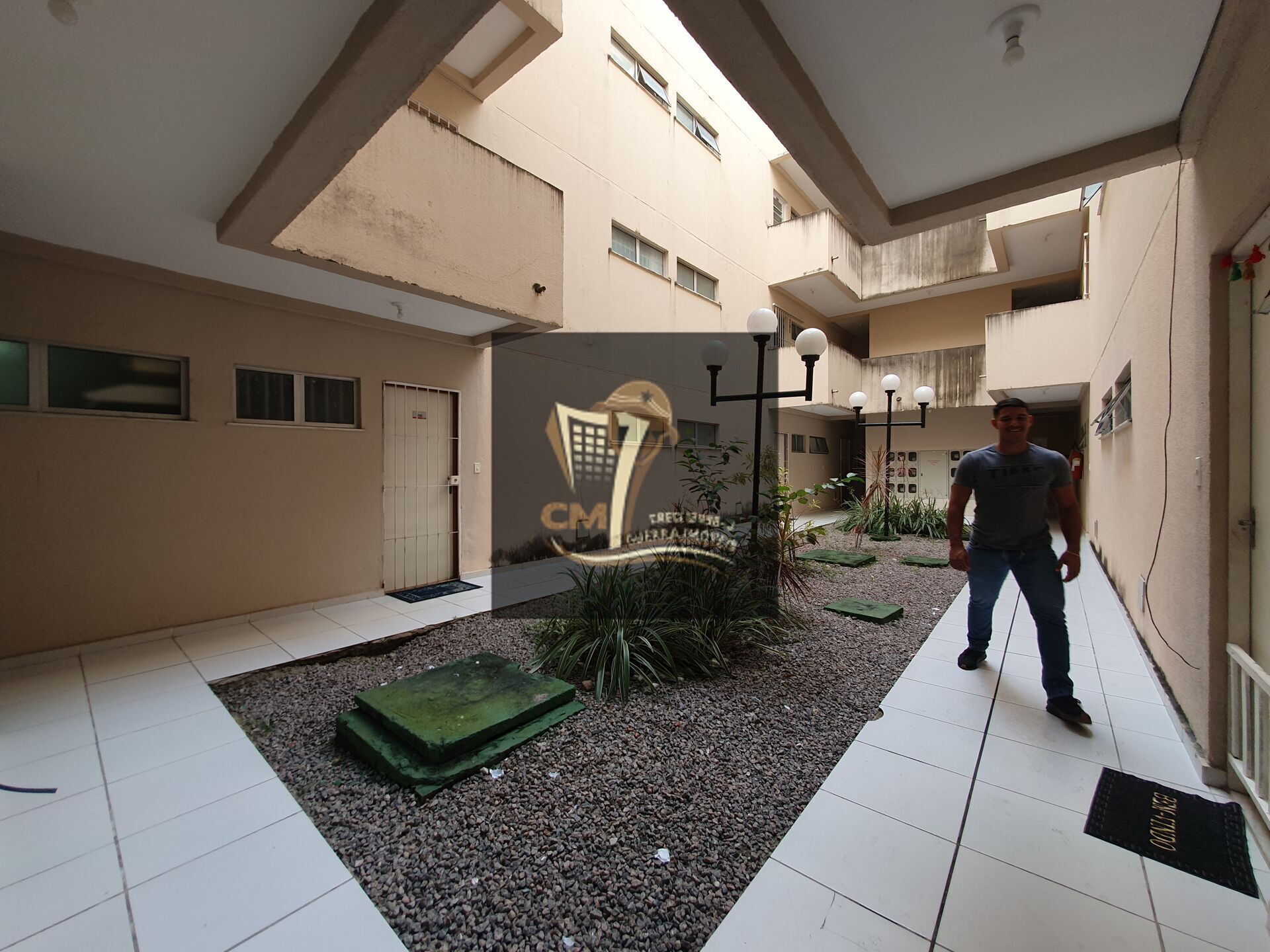 Apartamento à venda com 2 quartos, 45m² - Foto 26