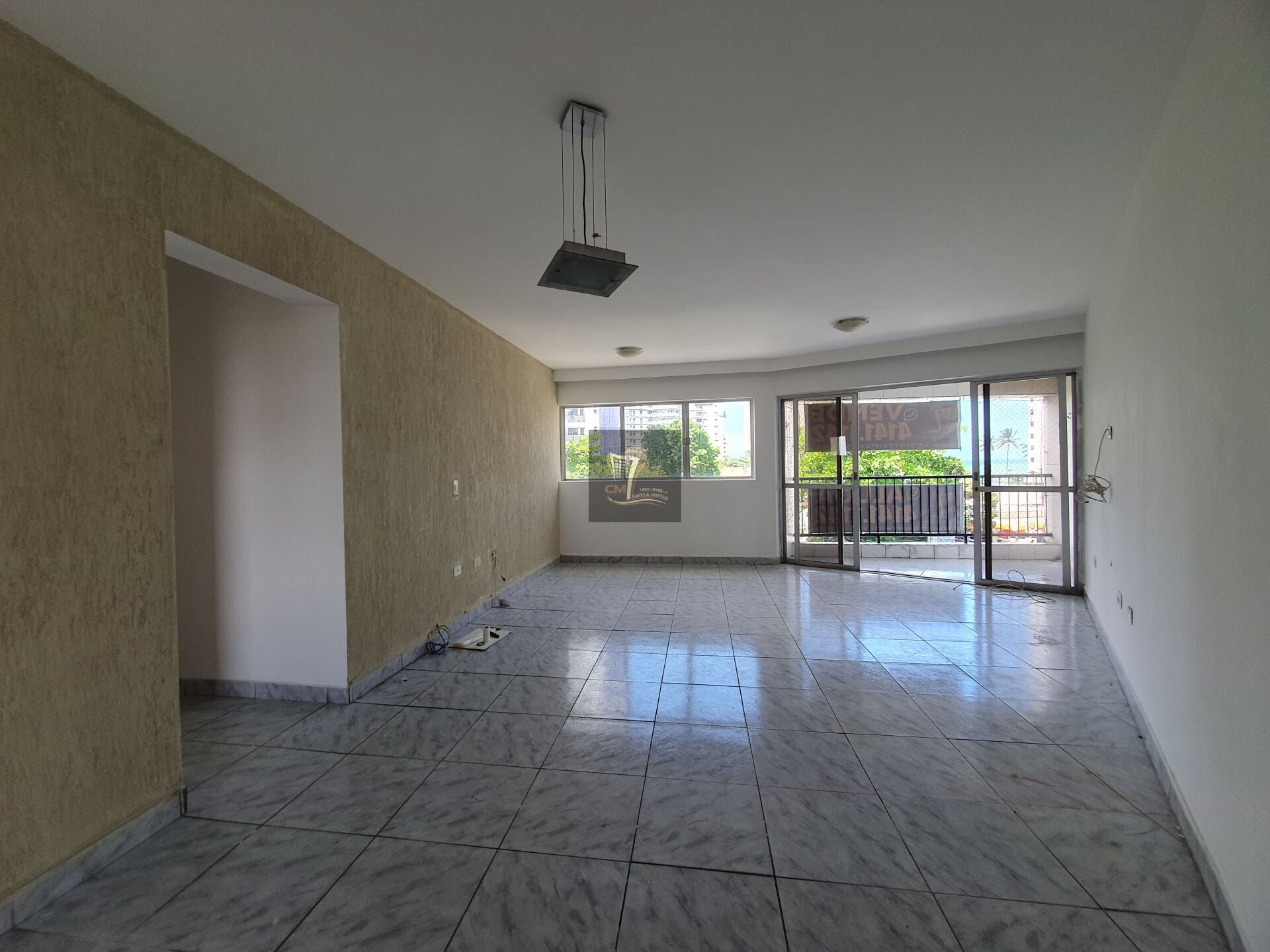 Apartamento à venda com 3 quartos, 130m² - Foto 1