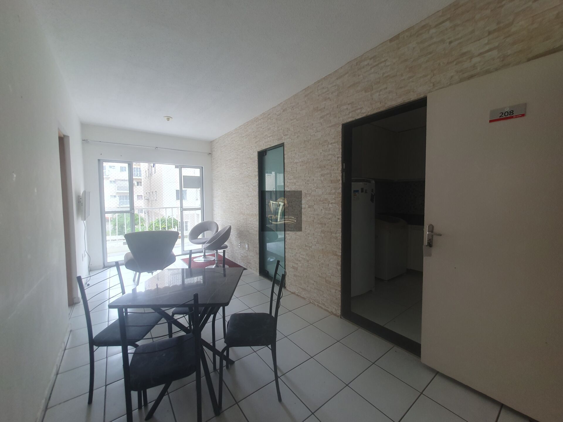 Apartamento à venda com 3 quartos, 55m² - Foto 2