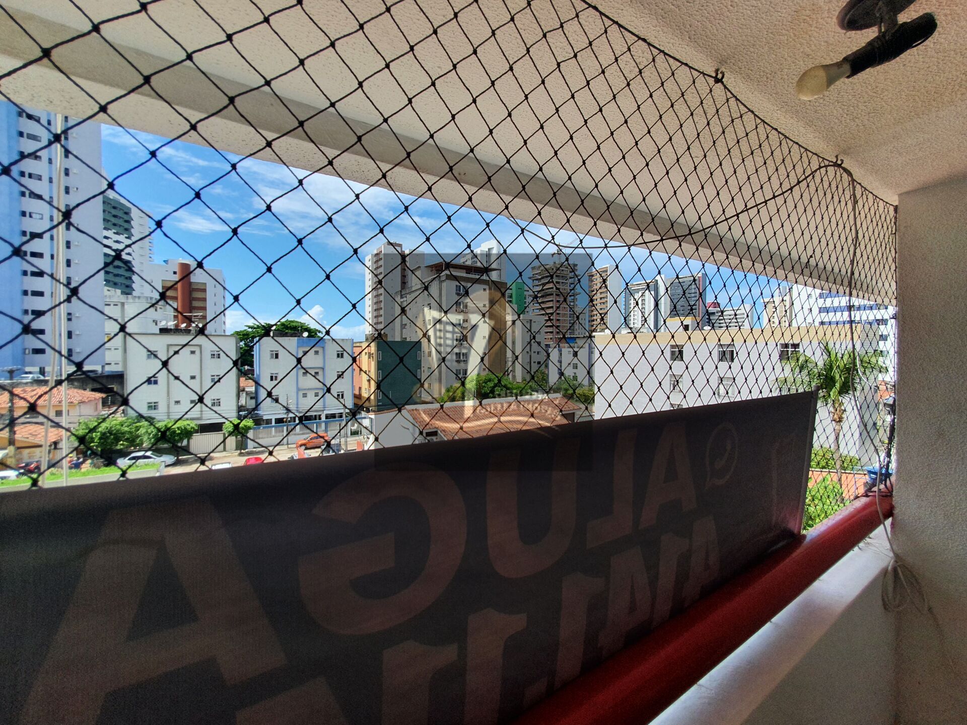 Apartamento para alugar com 2 quartos, 70m² - Foto 15