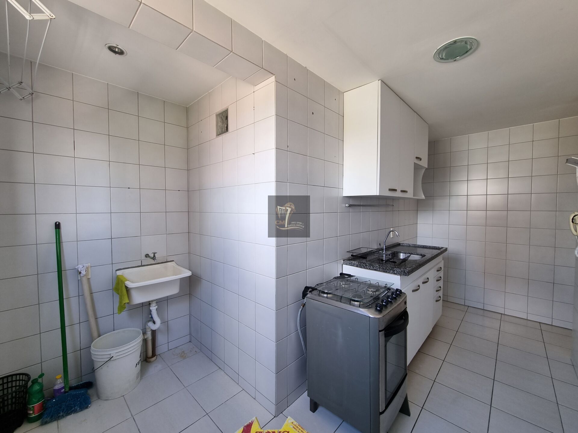 Apartamento à venda com 2 quartos, 65m² - Foto 15