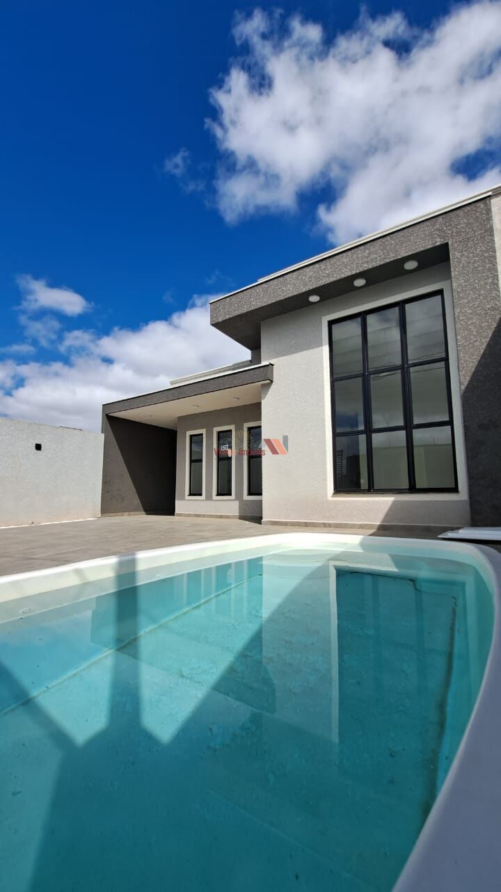 Casa à venda no bairro Eucalíptos em Fazenda Rio Grande/PR