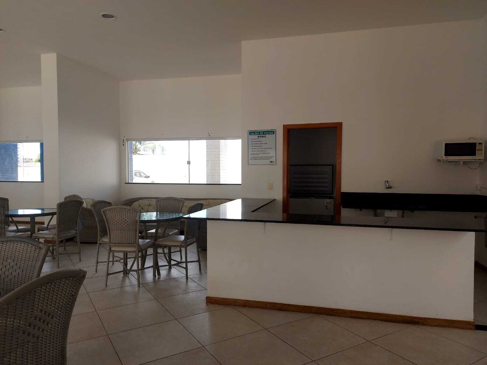 Apartamento - Pitangueiras