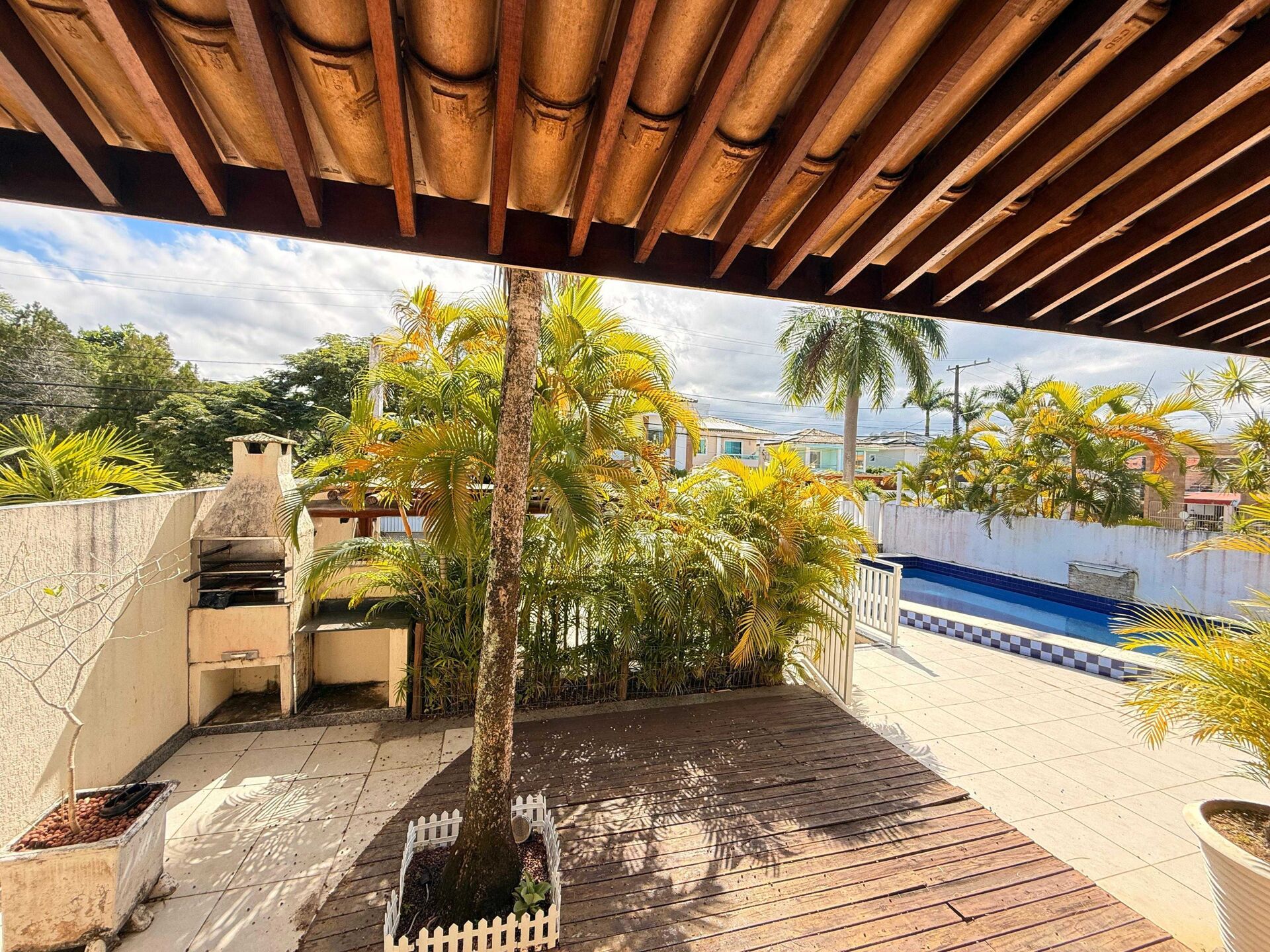 Casa, 5 quartos, 334 m² - Foto 3