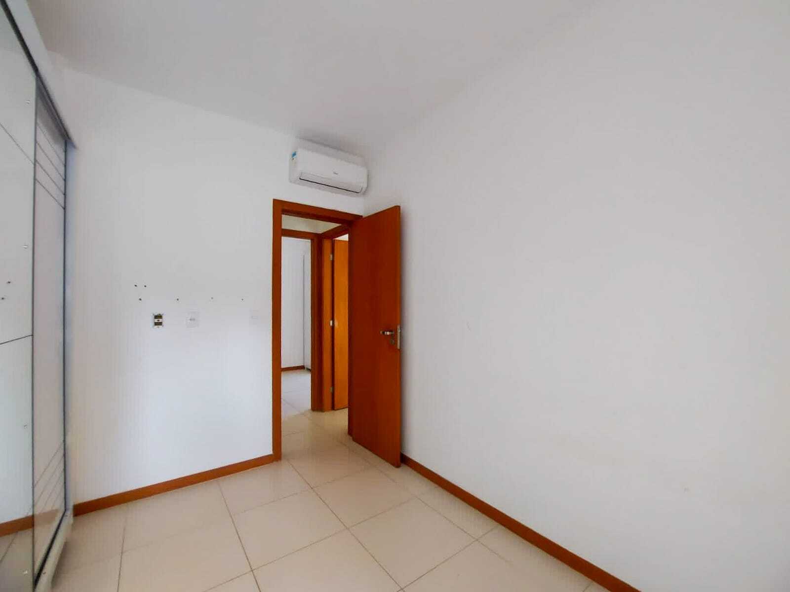 Apartamento - Pitangueiras