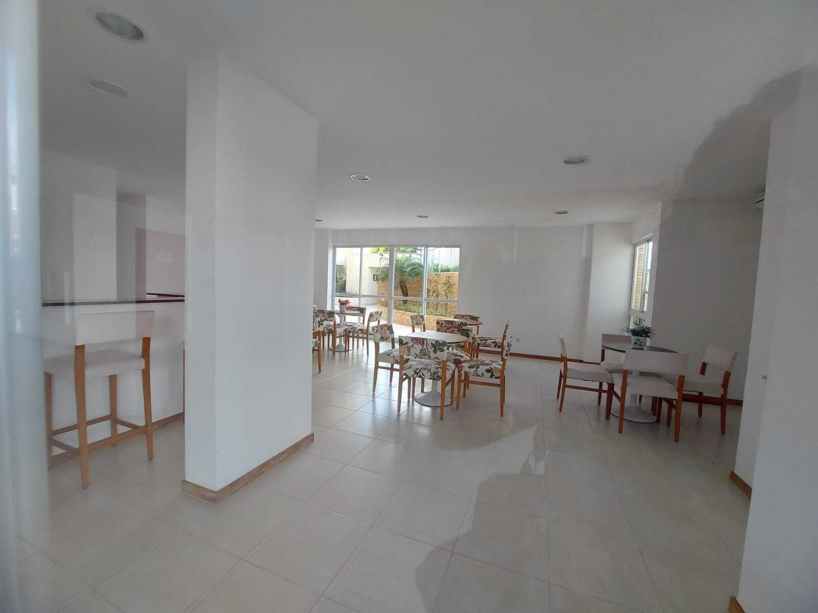 Apartamento - Pitangueiras