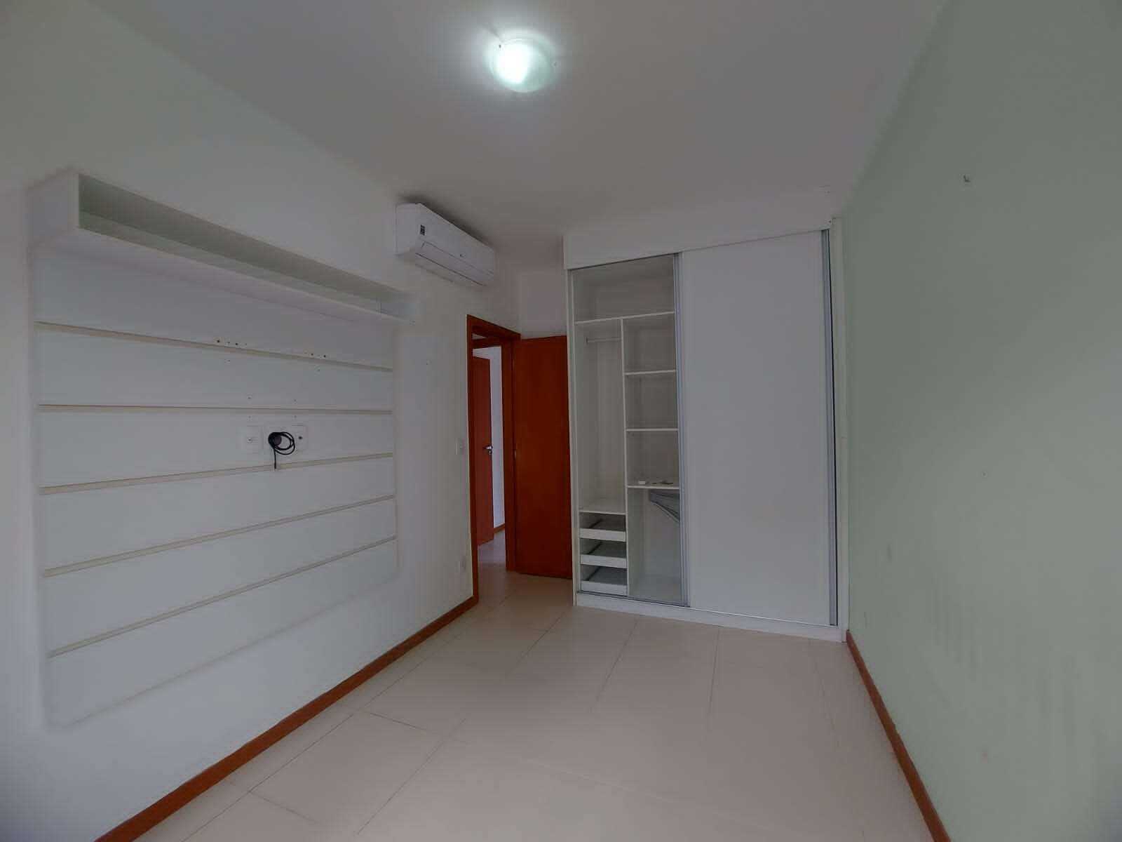 Apartamento - Pitangueiras