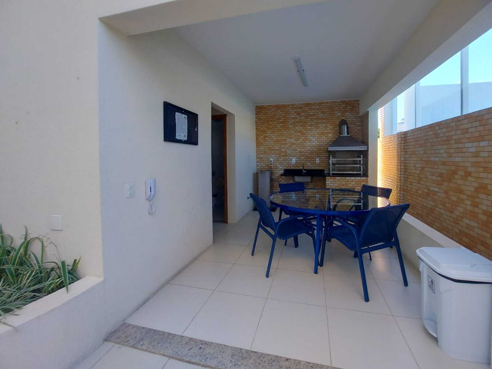 Apartamento - Pitangueiras