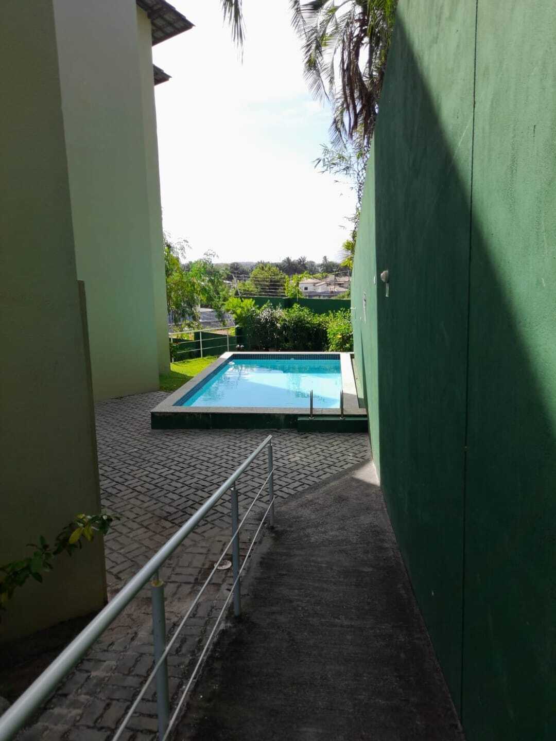 Apartamento - Buraquinho