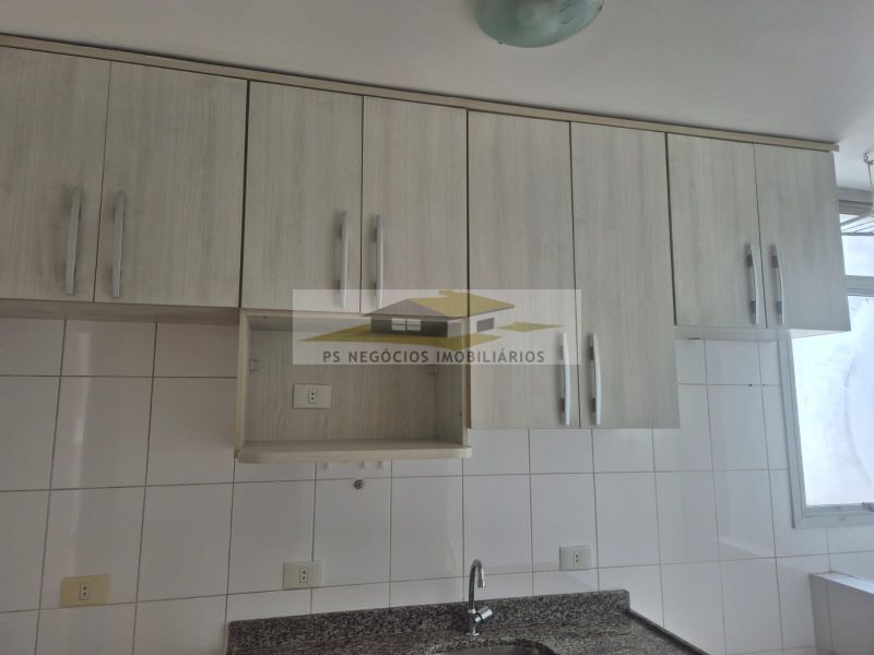 Apartamento para alugar com 3 quartos, 65m² - Foto 6