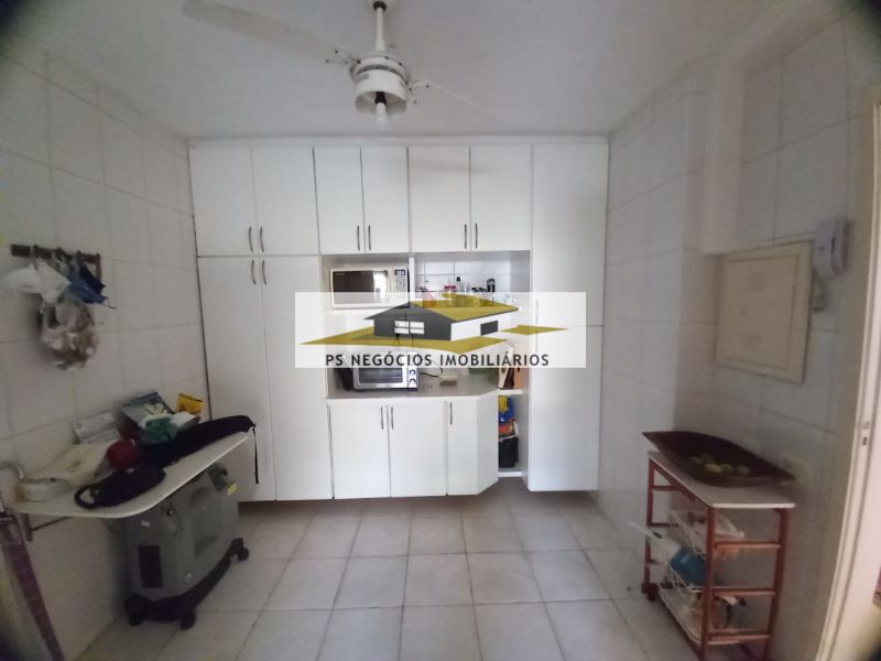 Apartamento à venda com 3 quartos, 190m² - Foto 9