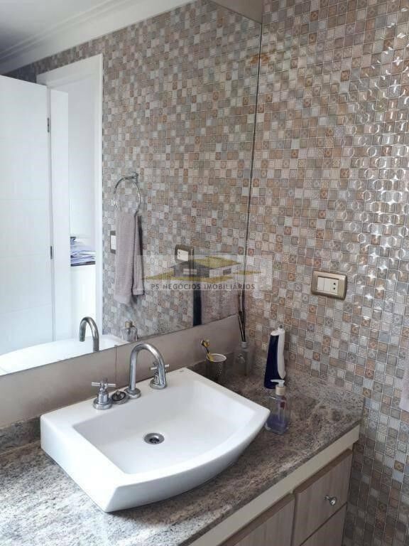 Apartamento à venda com 3 quartos, 137m² - Foto 29