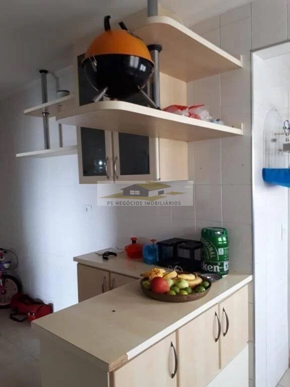 Apartamento à venda com 3 quartos, 137m² - Foto 11