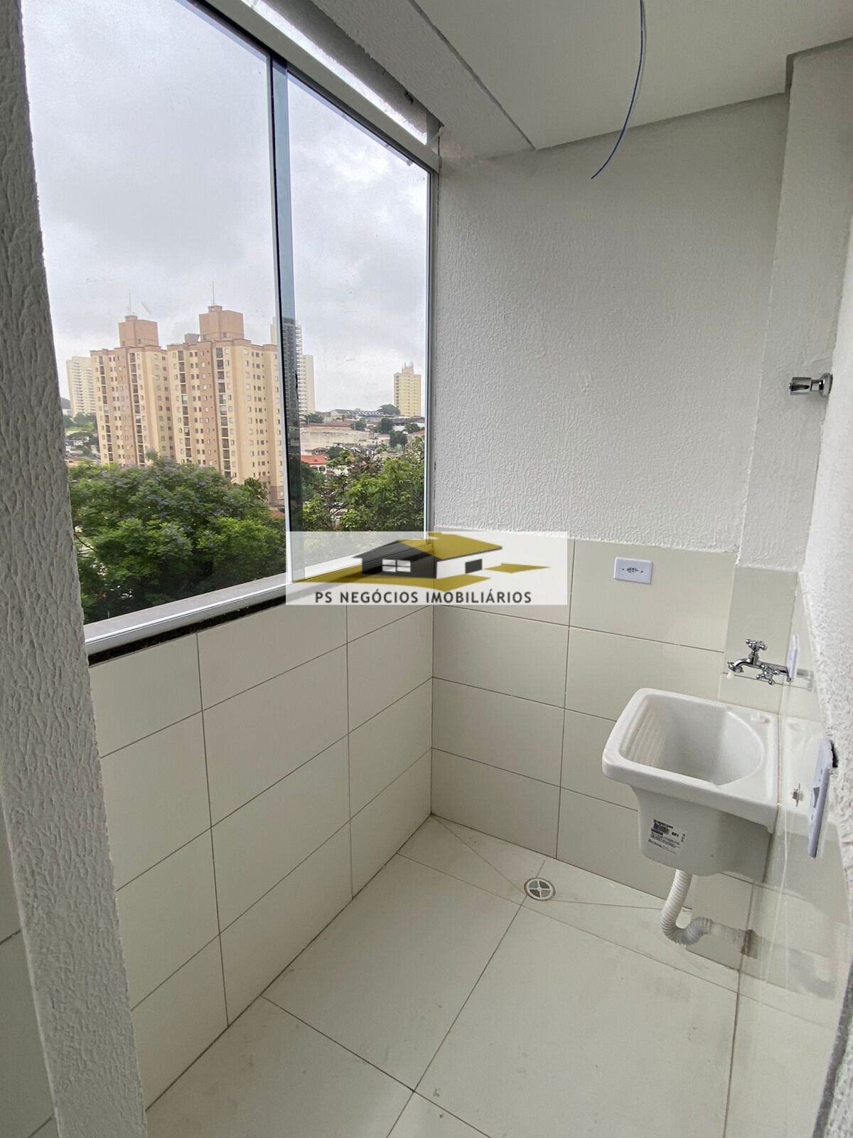 Apartamento à venda com 2 quartos, 35m² - Foto 11