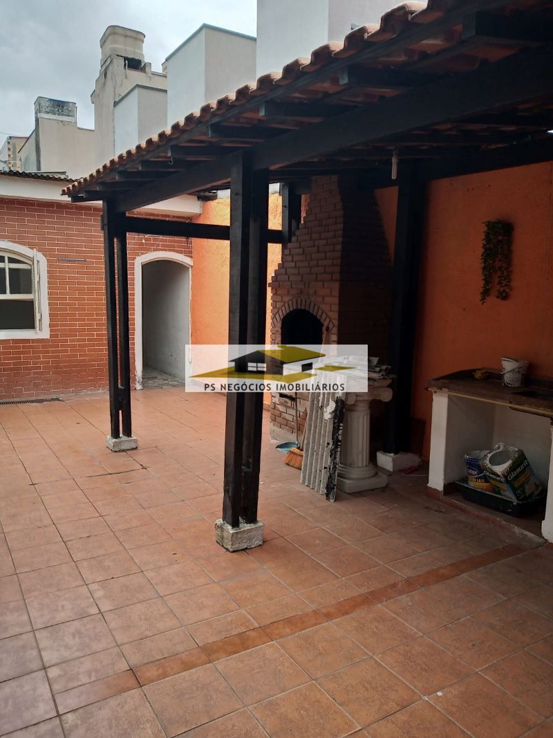 Casa à venda com 3 quartos, 200m² - Foto 14