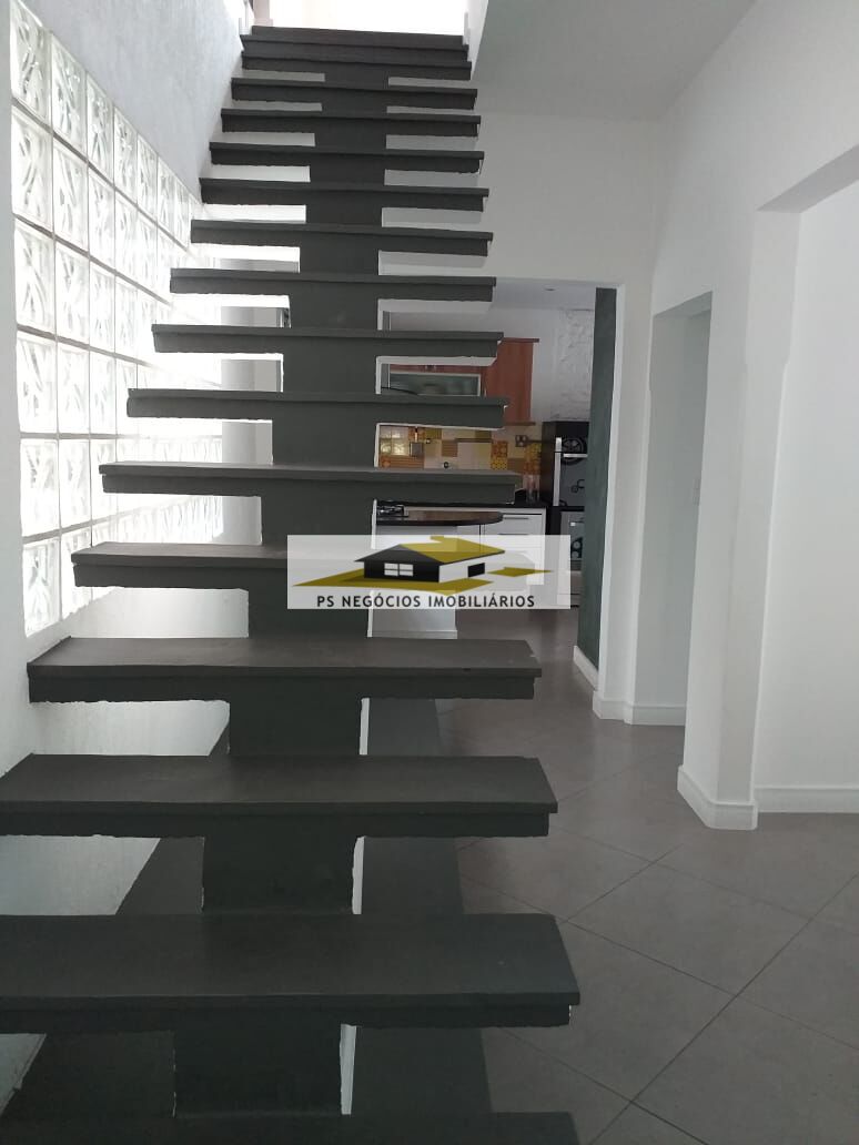 Cobertura à venda com 3 quartos, 180m² - Foto 4