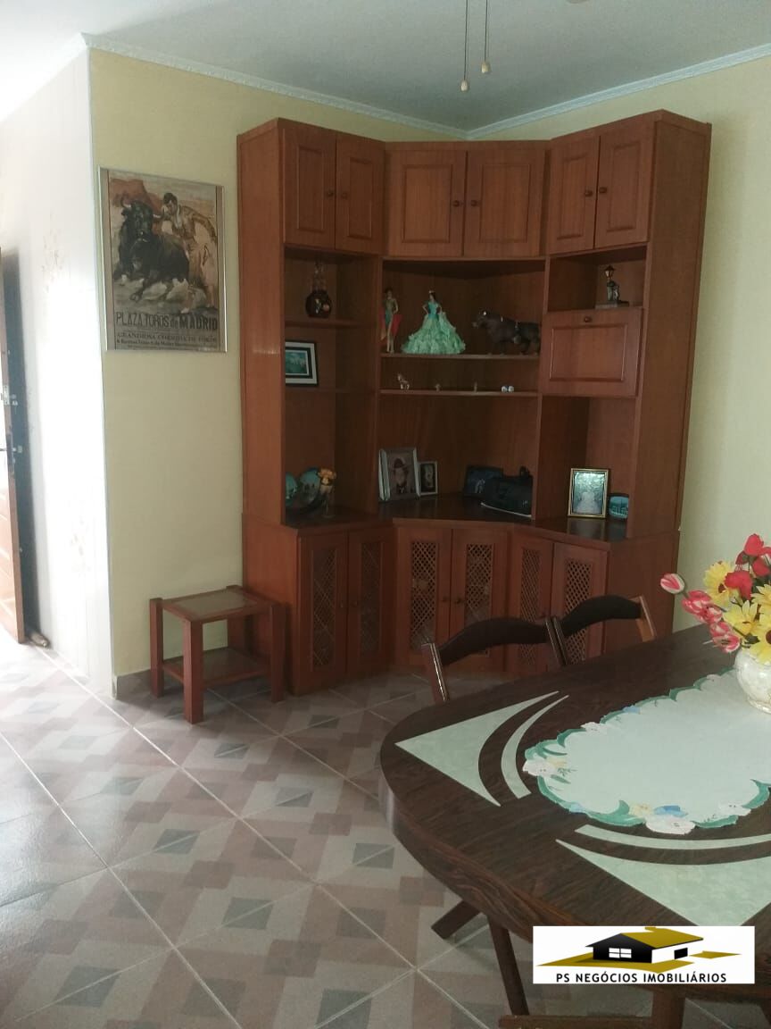 Casa à venda com 3 quartos, 200m² - Foto 16