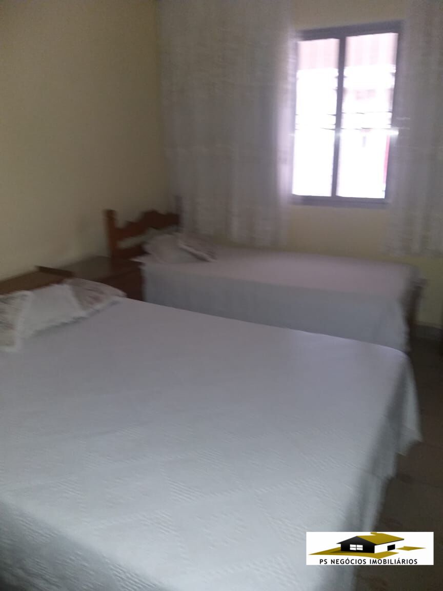 Casa à venda com 3 quartos, 200m² - Foto 14