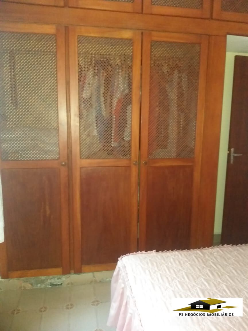 Casa à venda com 3 quartos, 200m² - Foto 12