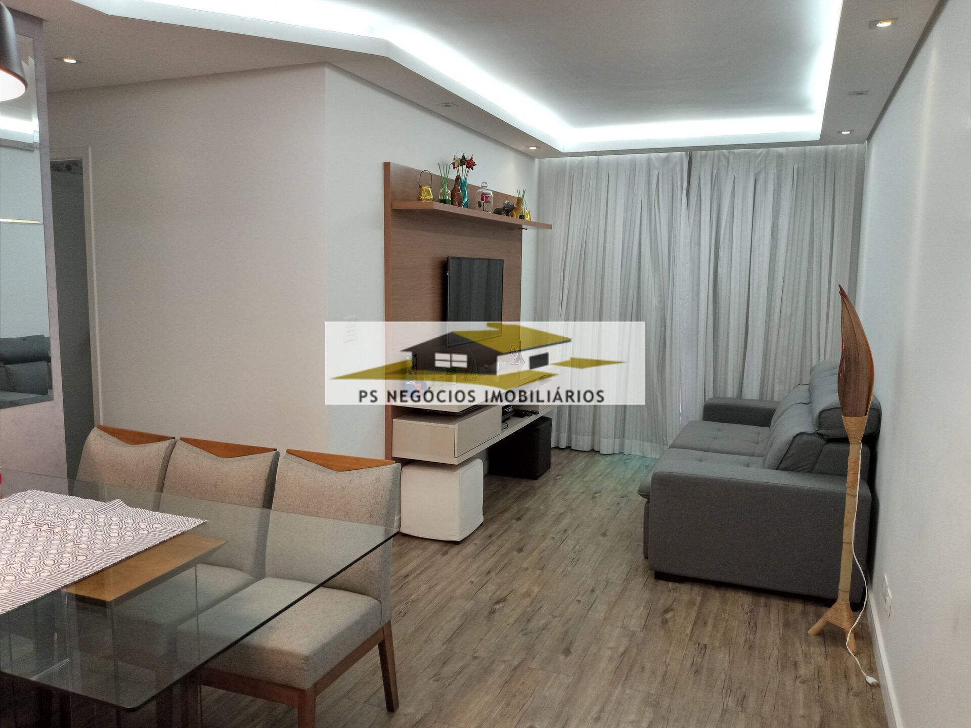 Apartamento à venda com 3 quartos, 79m² - Foto 1