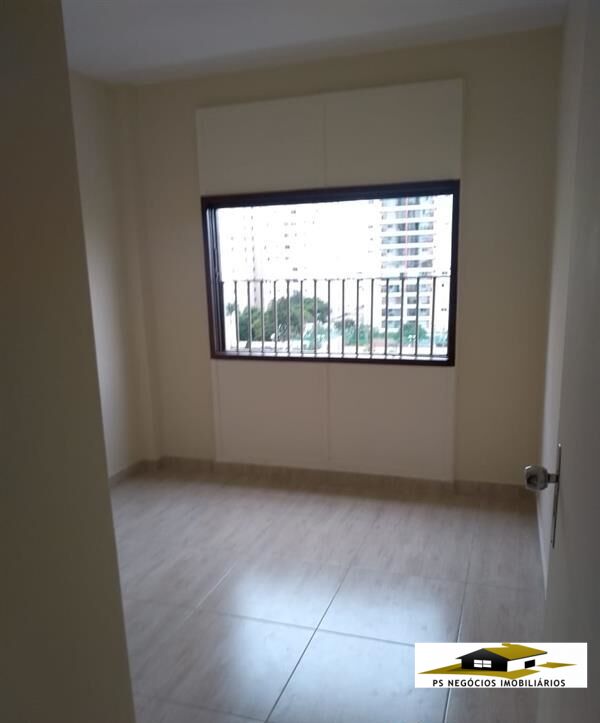 Apartamento à venda com 2 quartos, 70m² - Foto 11