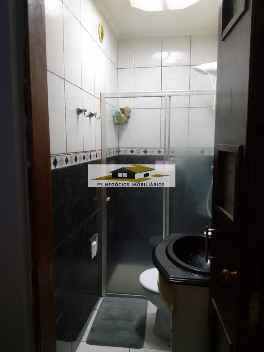 Sobrado à venda com 5 quartos, 218m² - Foto 23