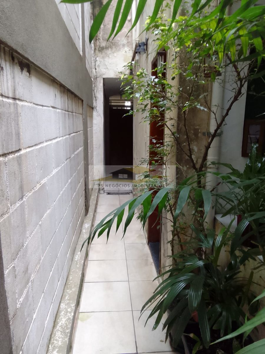 Sobrado à venda com 5 quartos, 218m² - Foto 12