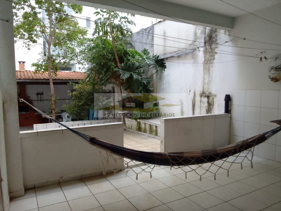 Sobrado à venda com 5 quartos, 218m² - Foto 2