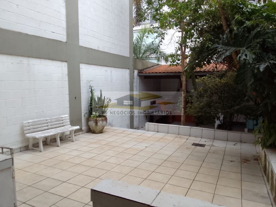 Sobrado à venda com 5 quartos, 218m² - Foto 4