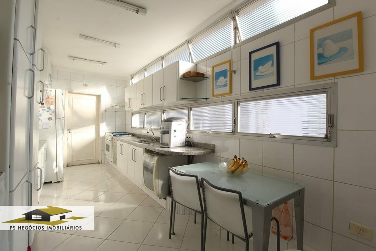 Apartamento à venda com 4 quartos, 246m² - Foto 15