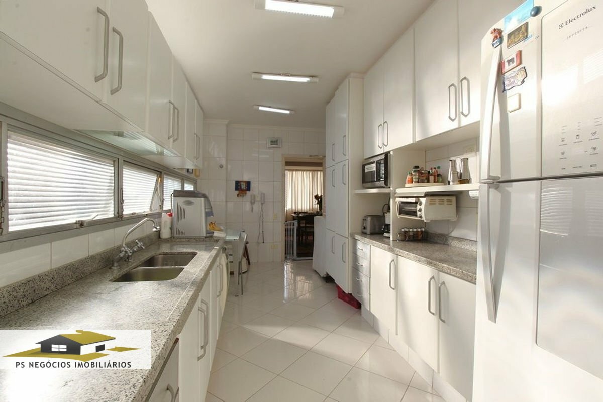 Apartamento à venda com 4 quartos, 246m² - Foto 14