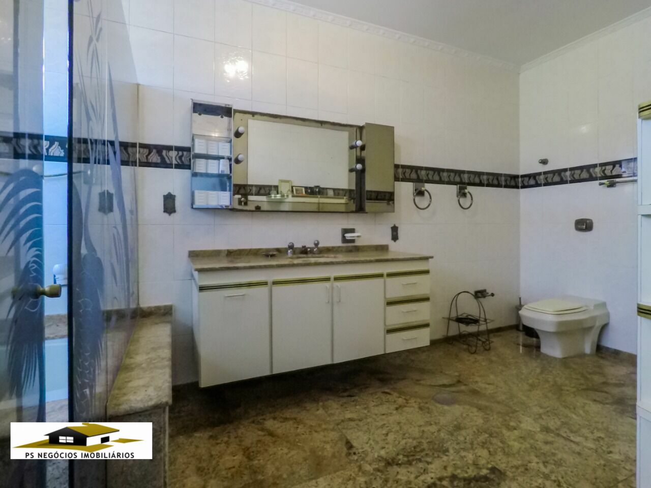 Sobrado à venda com 4 quartos, 388m² - Foto 25