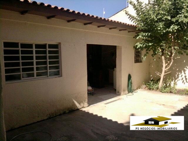 Casa à venda com 4 quartos, 180m² - Foto 14