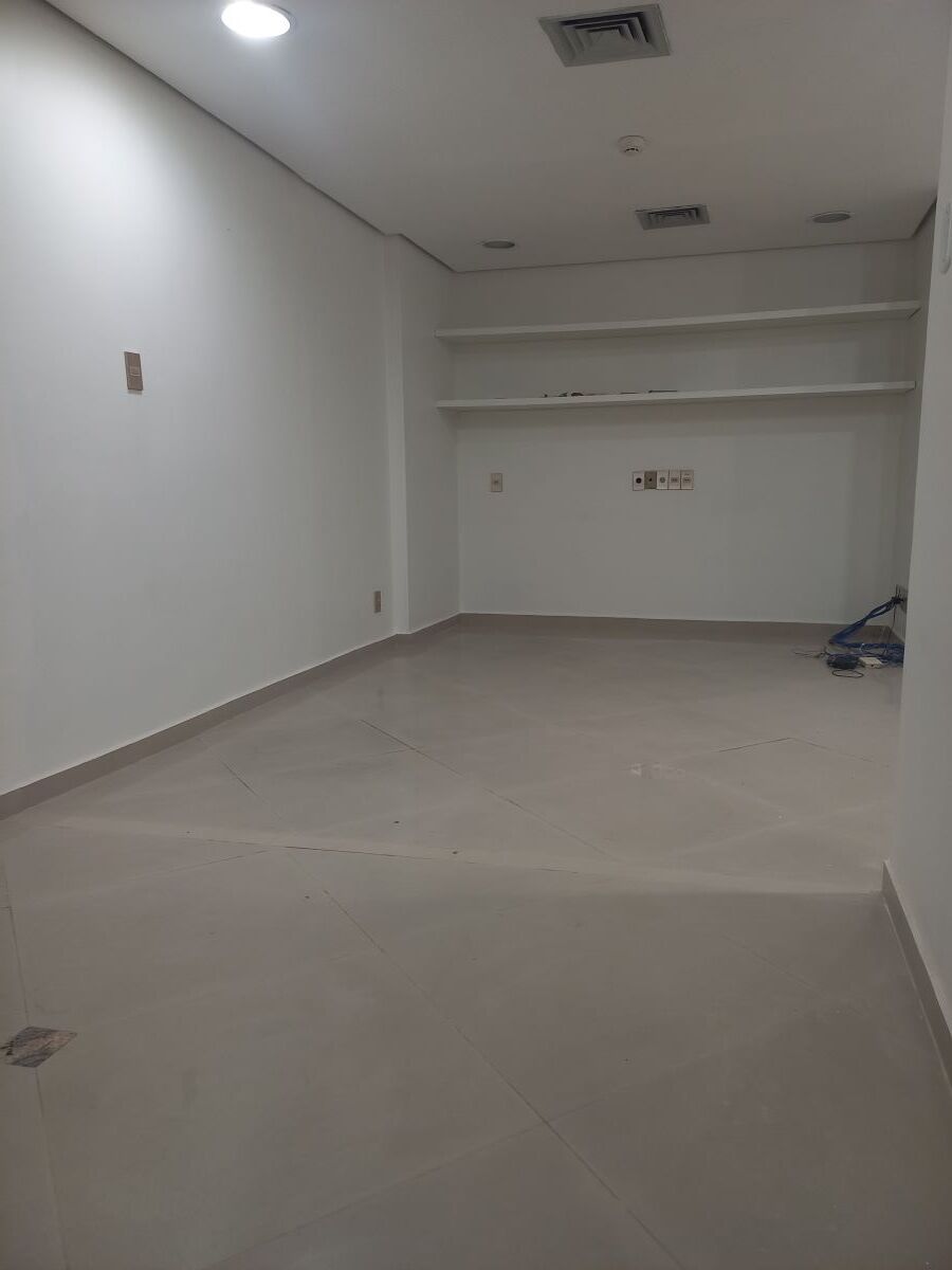 Apartamento à venda com 4 quartos, 86m² - Foto 2