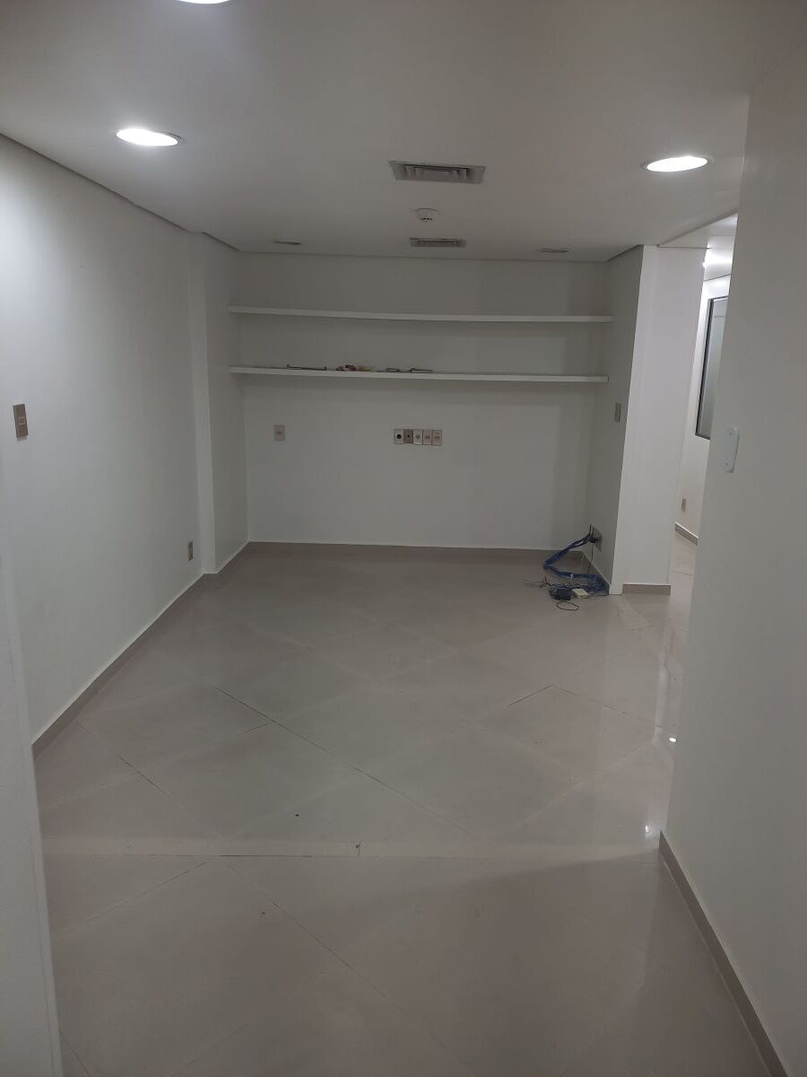 Apartamento à venda com 4 quartos, 86m² - Foto 1