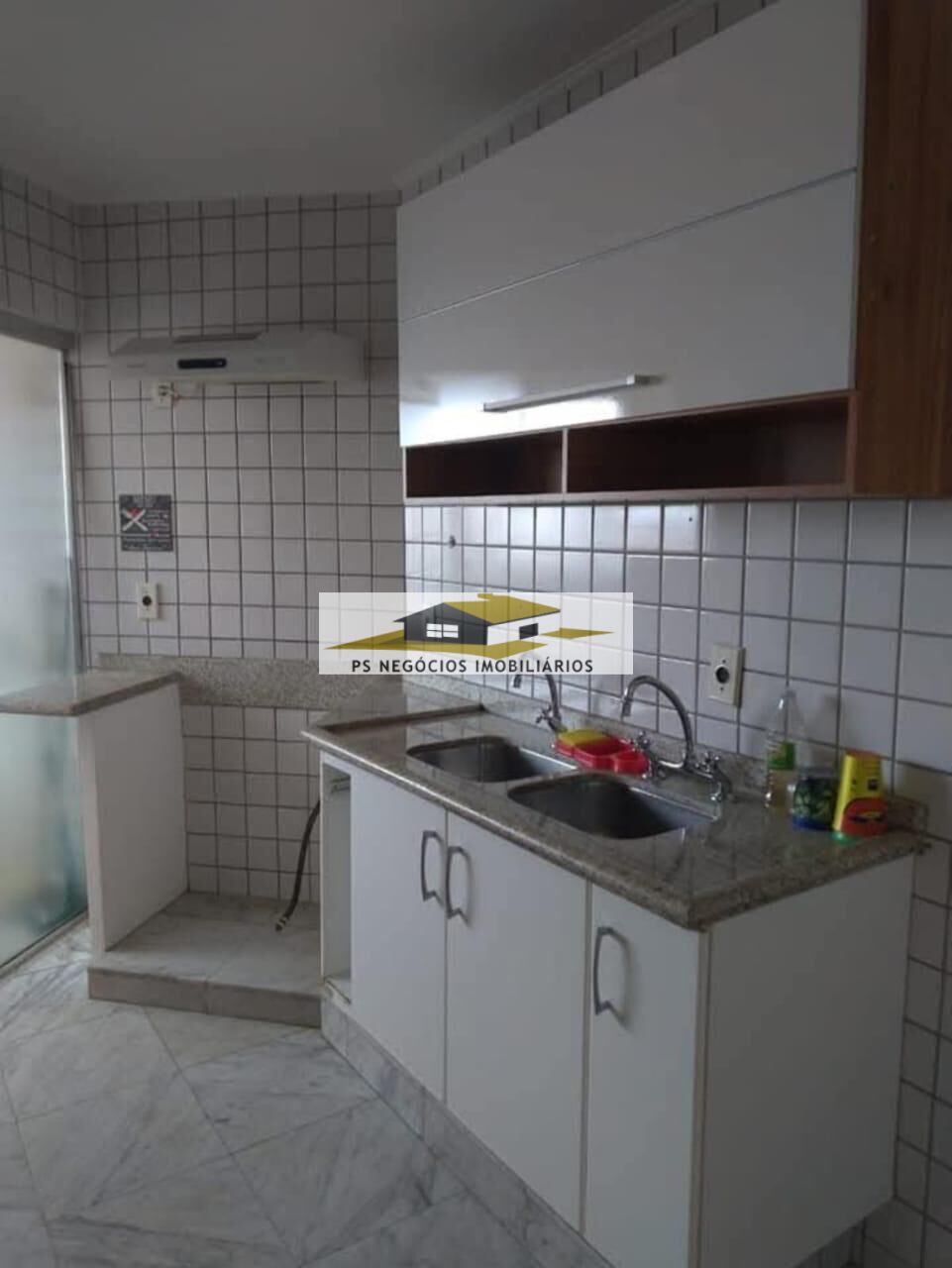 Apartamento à venda com 2 quartos, 60m² - Foto 1