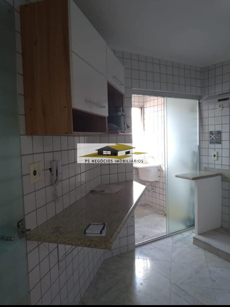 Apartamento à venda com 2 quartos, 60m² - Foto 2