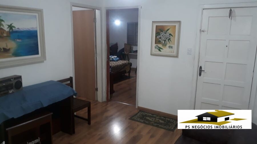 Casa à venda com 2 quartos, 90m² - Foto 2