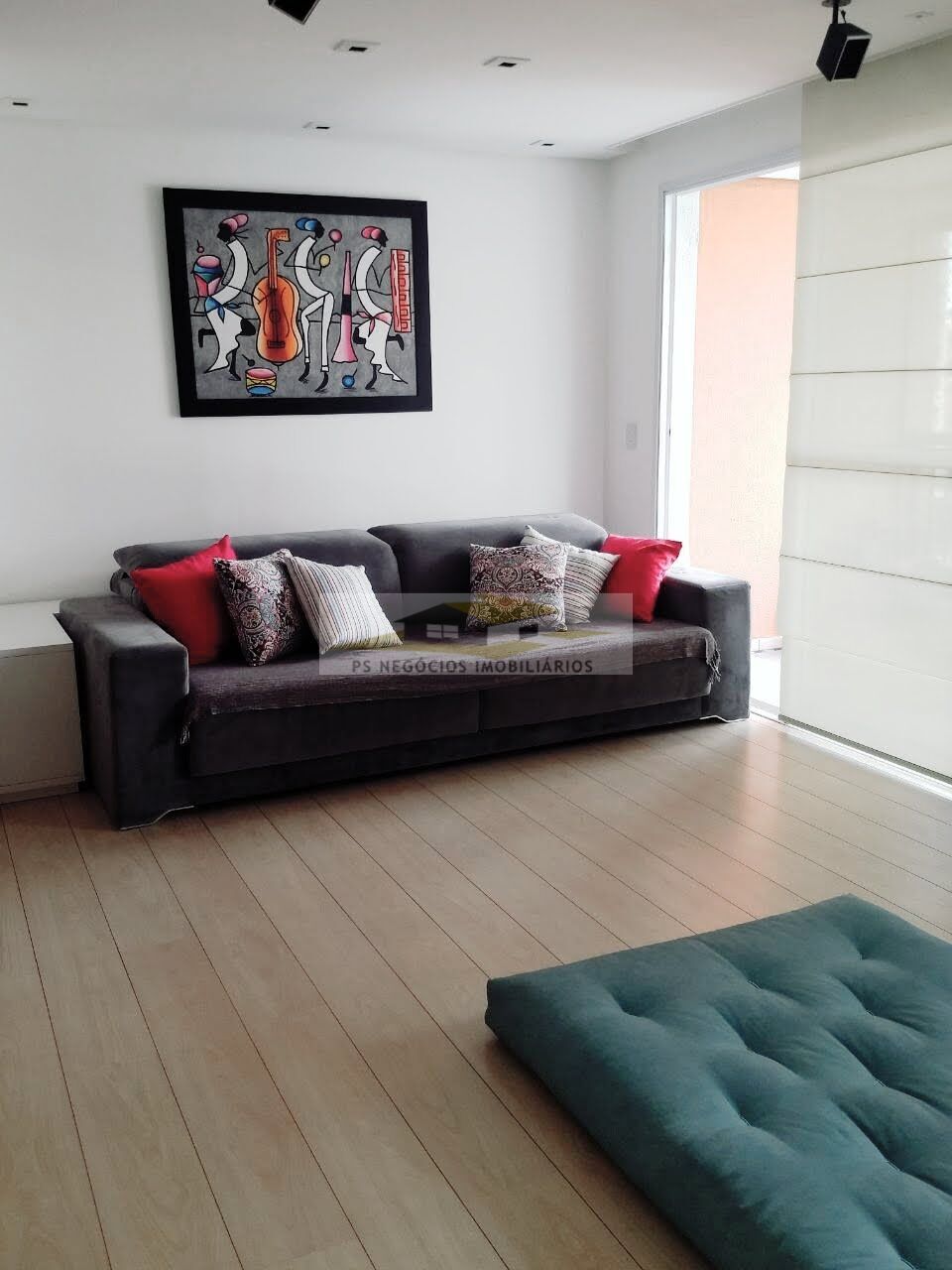 Apartamento à venda com 2 quartos, 102m² - Foto 2