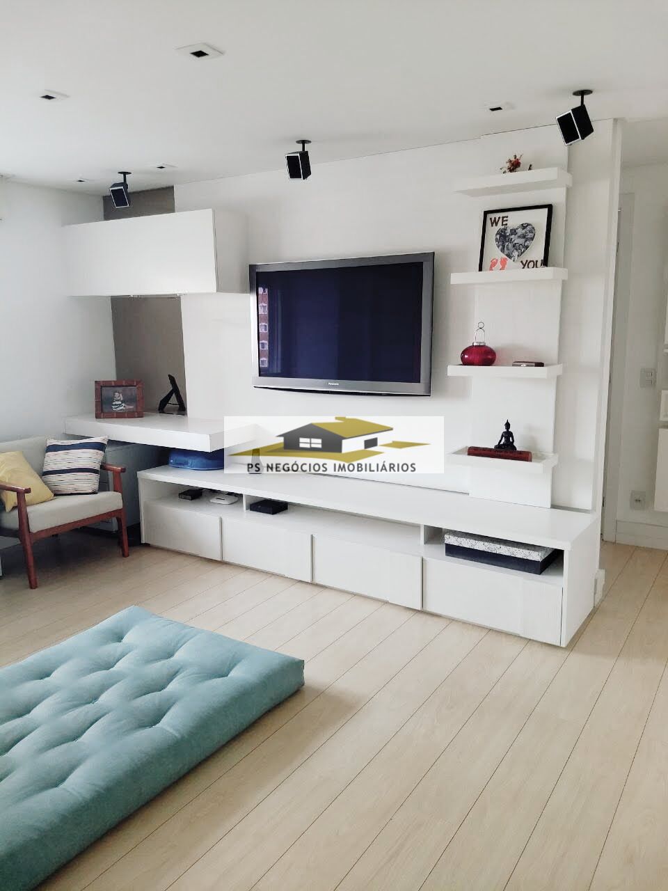 Apartamento à venda com 2 quartos, 102m² - Foto 1