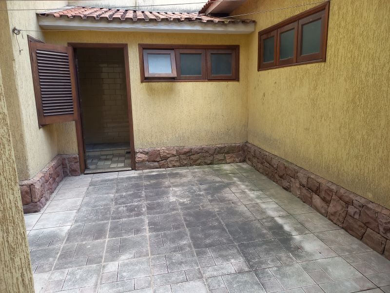 Sobrado à venda com 3 quartos, 240m² - Foto 45