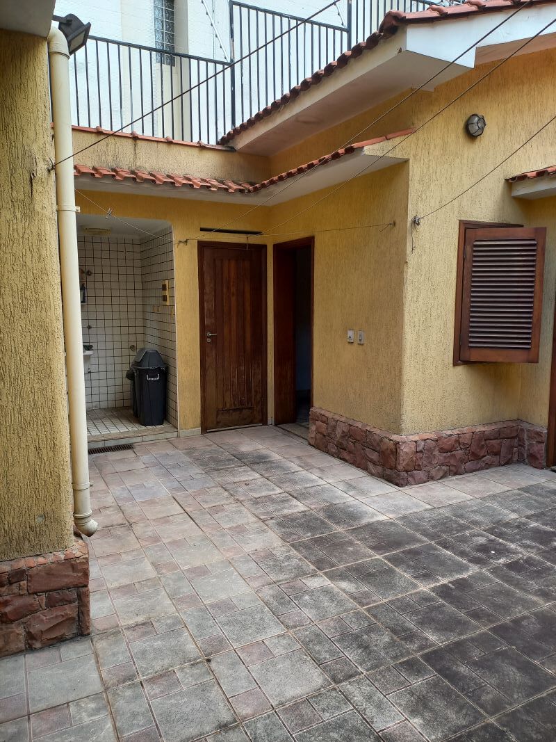 Sobrado à venda com 3 quartos, 240m² - Foto 44