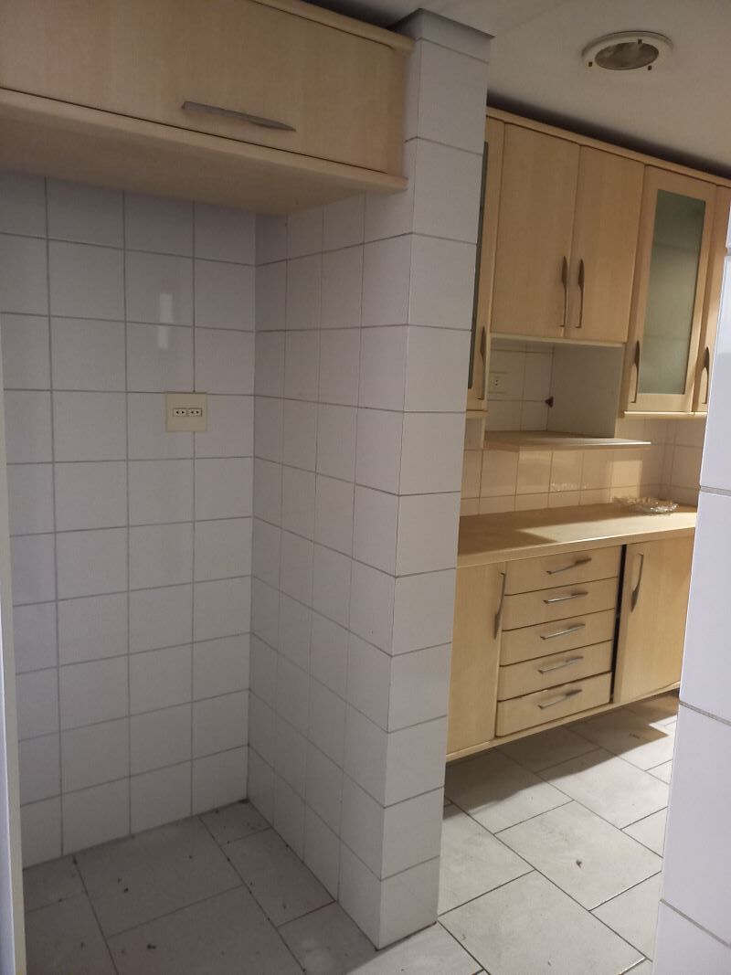 Sobrado à venda com 3 quartos, 240m² - Foto 8