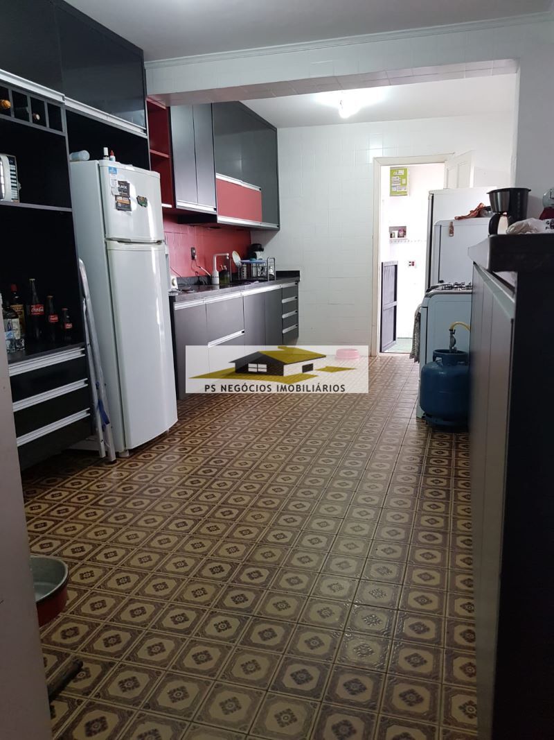 Sobrado à venda com 2 quartos, 180m² - Foto 5